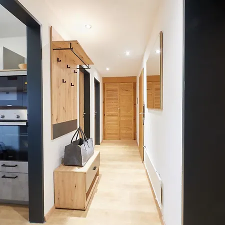 Apartment Hoefler *
